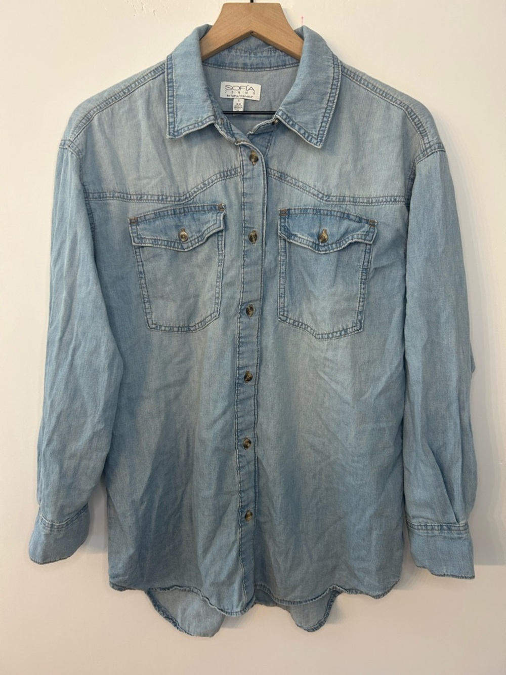 *NWOT* Sofia by Sofia Vergara Women's Oversized Denim Boyfriend Shirt, Small - Picture 6 of 14